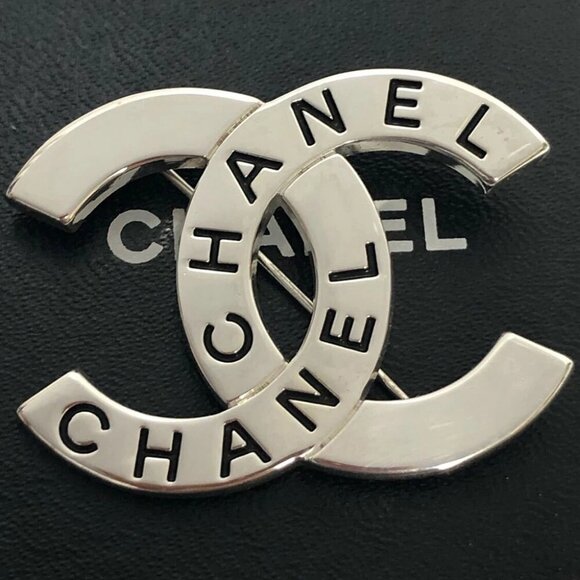 CHANEL CC Logo Vintage Brooch Silver Tone Pin 98P Auth w/Box #2678 - Picture 1 of 10